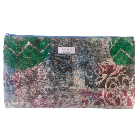 Handprinted Zip Purse in Fretwork (large)